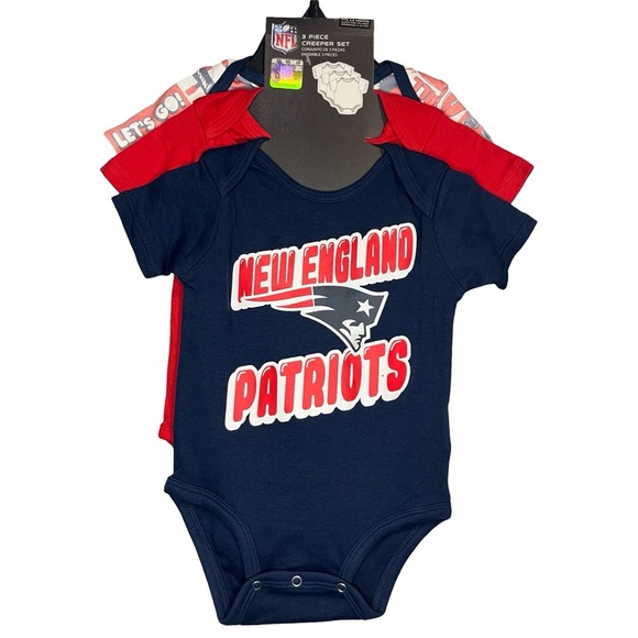 NWT New England Patriots Play Day 3 Piece Creeper Set - 3-6mo - Picture 2 of 6